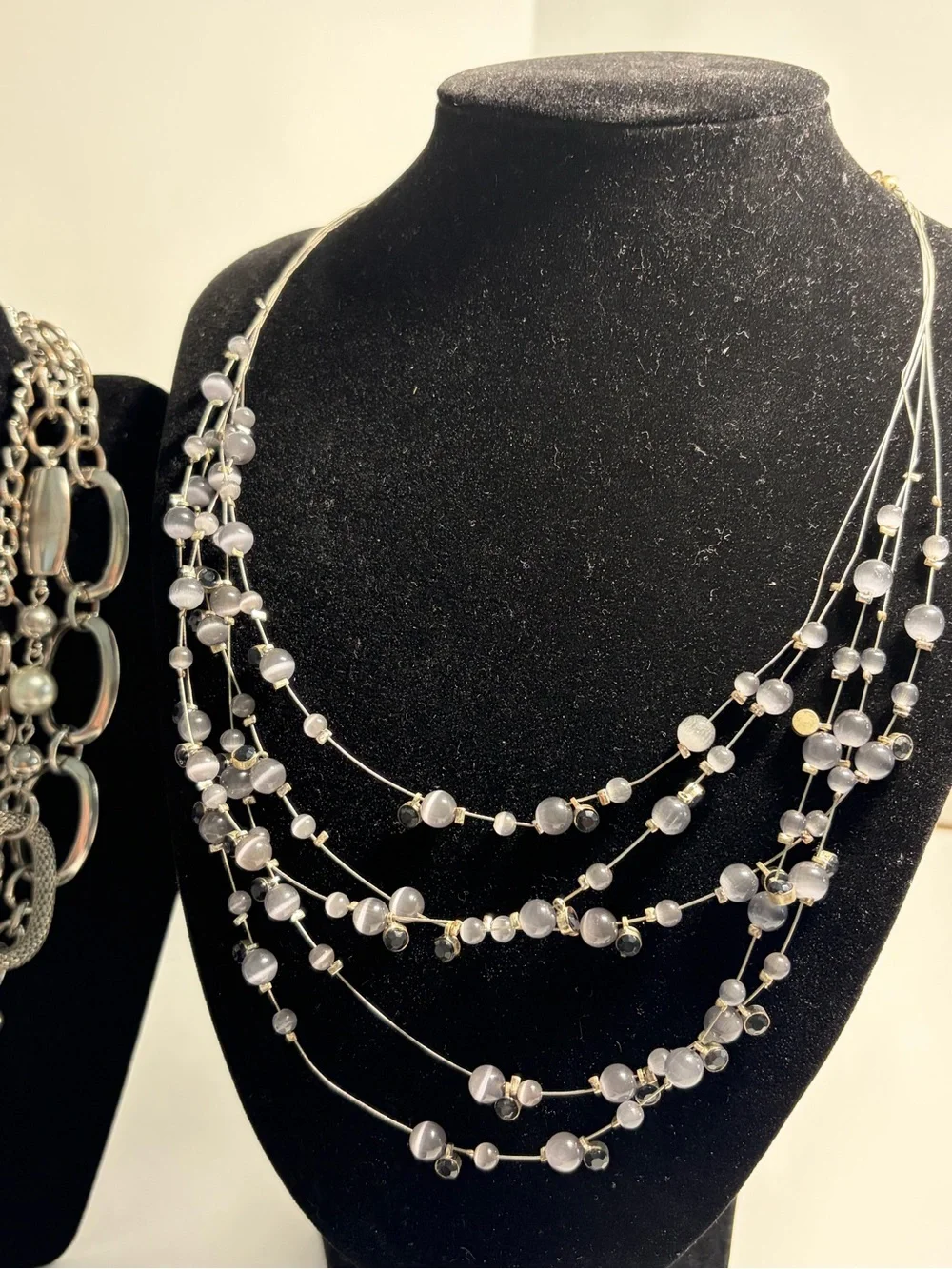 Silver-Tone Layered Chain Necklace and Bracelet Set - Elegant Women's Jewelry 8